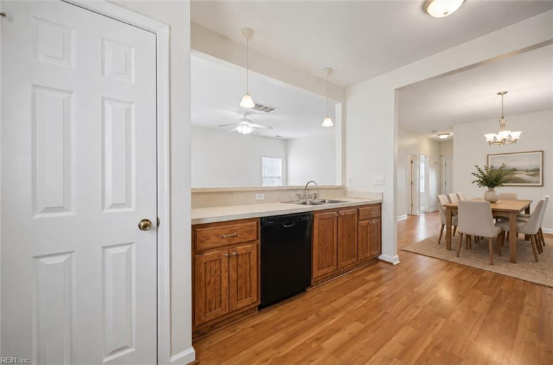 Photo 12 of 35 residential for sale in Chesapeake virginia Photo 12 of 35 residential for sale in Chesapeake virginia