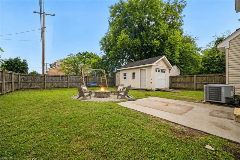 Photo 30 of 35 residential for sale in Chesapeake virginia Photo 30 of 35 residential for sale in Chesapeake virginia