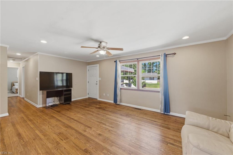 Photo 7 of 40 residential for sale in Newport News virginia Photo 7 of 40 residential for sale in Newport News virginia