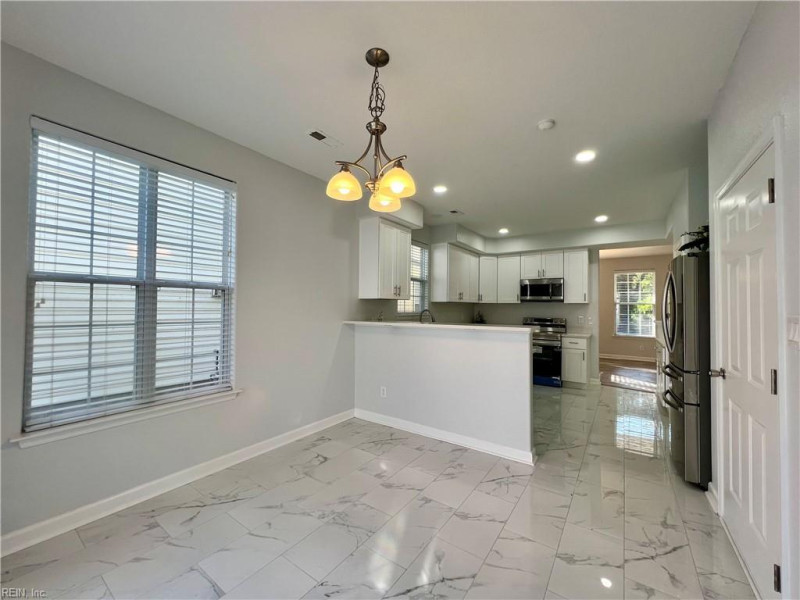 Photo 19 of 49 residential for sale in Portsmouth virginia