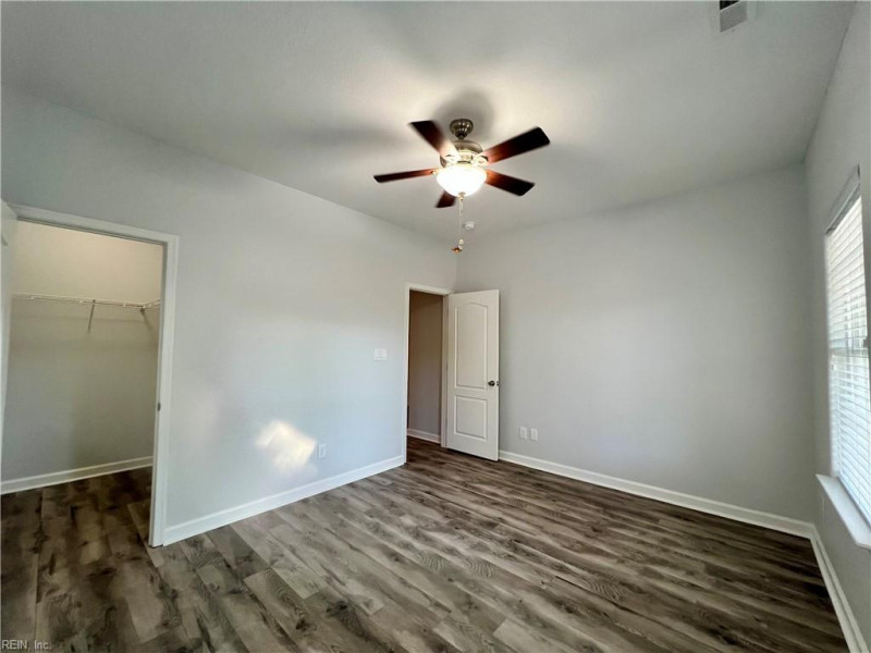 Photo 28 of 49 residential for sale in Portsmouth virginia