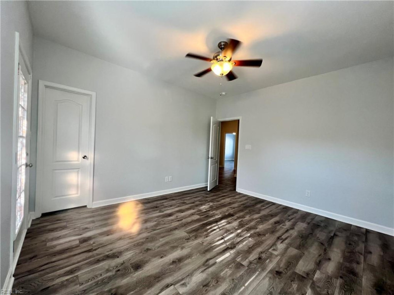 Photo 32 of 49 residential for sale in Portsmouth virginia