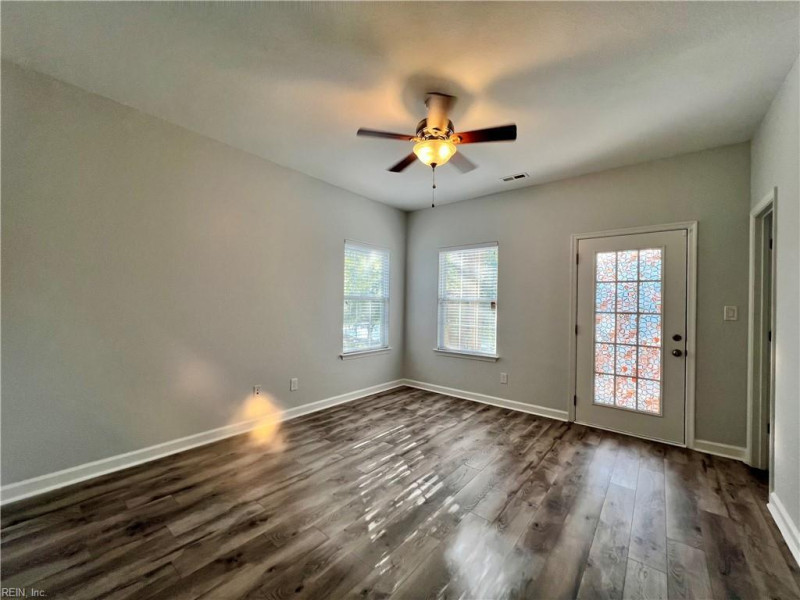 Photo 33 of 49 residential for sale in Portsmouth virginia
