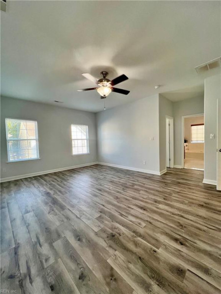 Photo 36 of 49 residential for sale in Portsmouth virginia