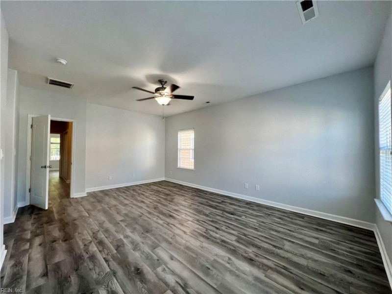 Photo 38 of 49 residential for sale in Portsmouth virginia