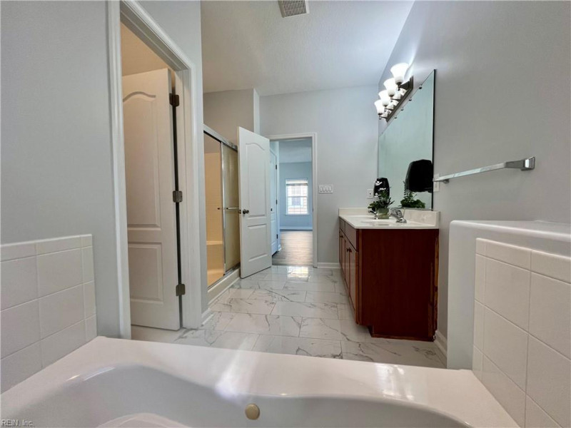 Photo 39 of 49 residential for sale in Portsmouth virginia