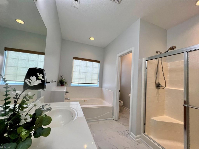 Photo 41 of 49 residential for sale in Portsmouth virginia