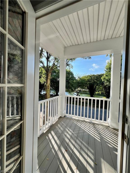 Photo 5 of 49 residential for sale in Portsmouth virginia