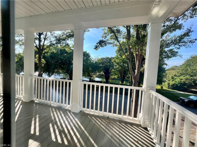 Photo 6 of 49 residential for sale in Portsmouth virginia