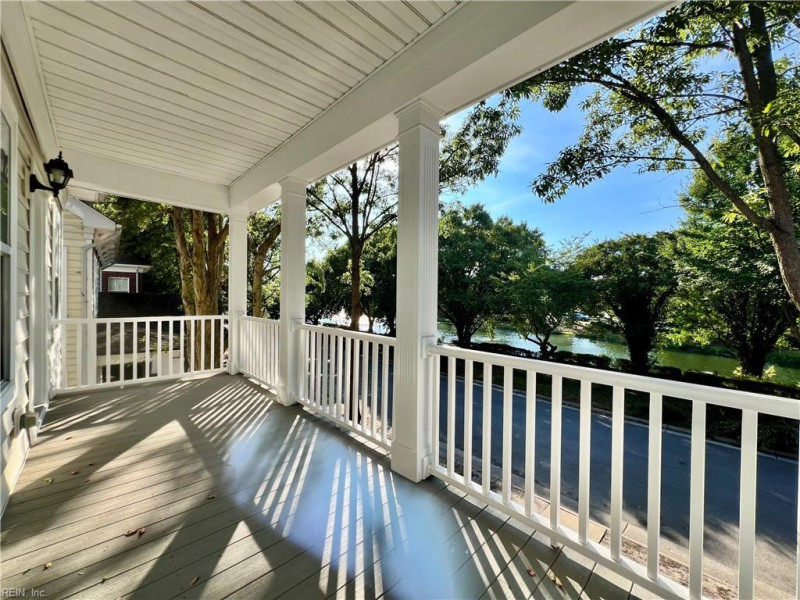 Photo 7 of 49 residential for sale in Portsmouth virginia