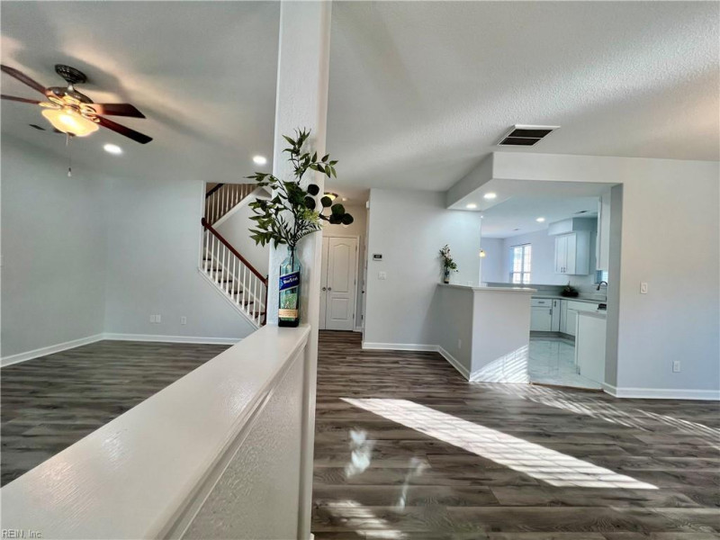 Photo 9 of 49 residential for sale in Portsmouth virginia