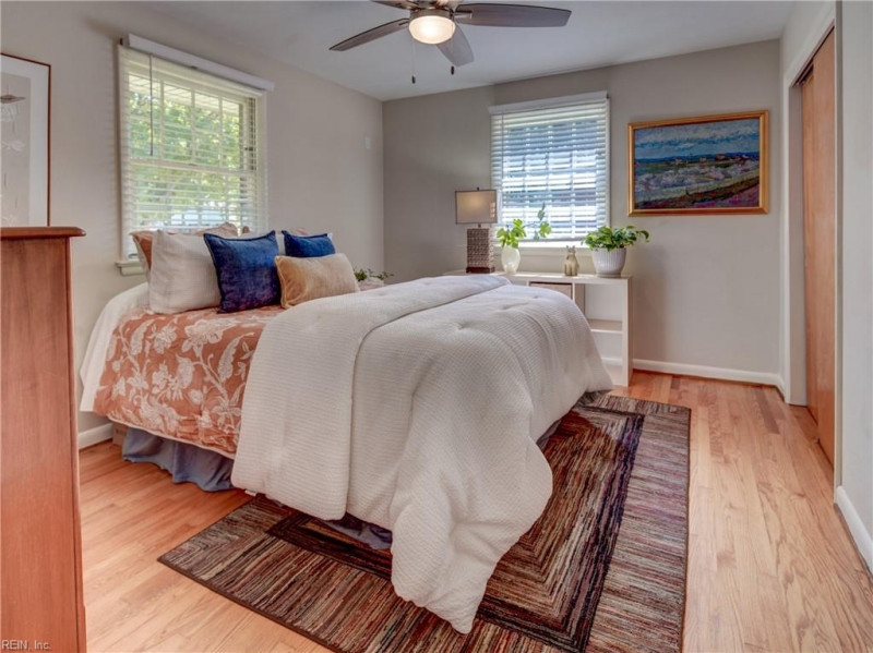 Photo 19 of 38 residential for sale in Norfolk virginia