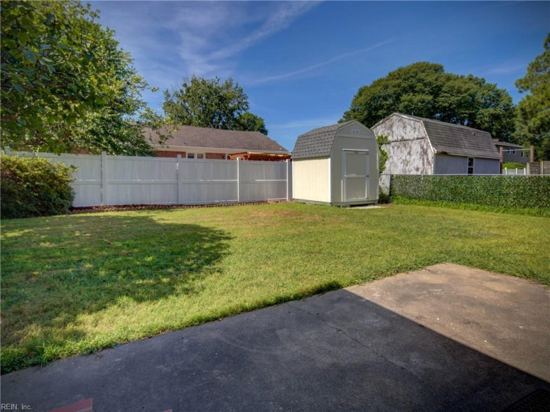 Photo 29 of 38 residential for sale in Norfolk virginia