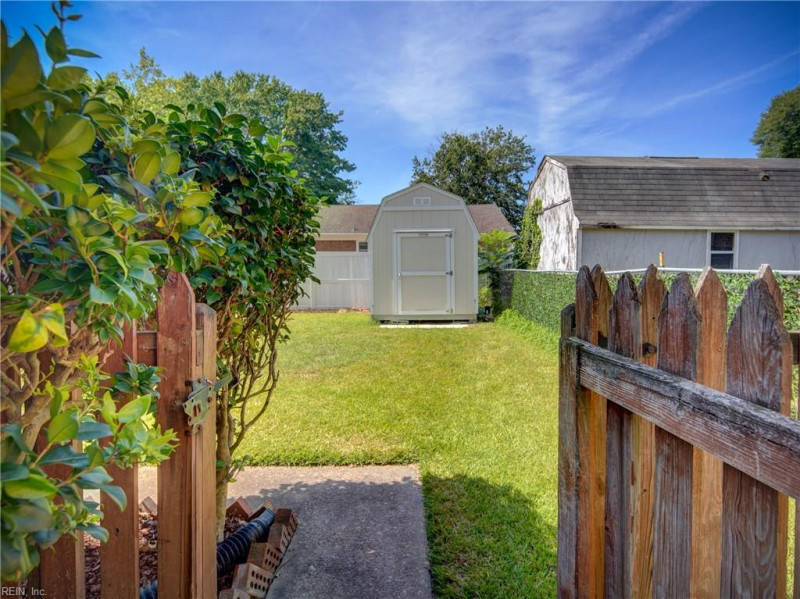 Photo 32 of 38 residential for sale in Norfolk virginia