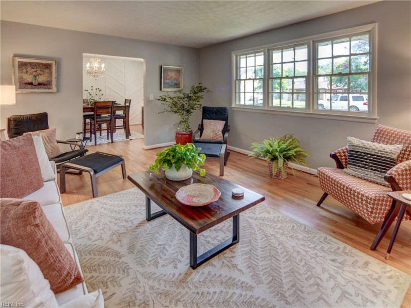 Photo 4 of 38 residential for sale in Norfolk virginia