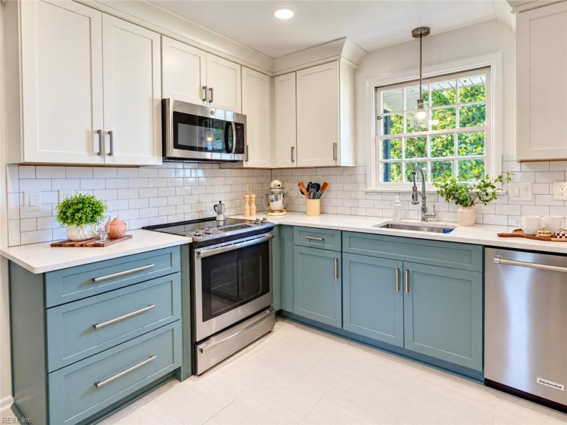 Photo 6 of 38 residential for sale in Norfolk virginia