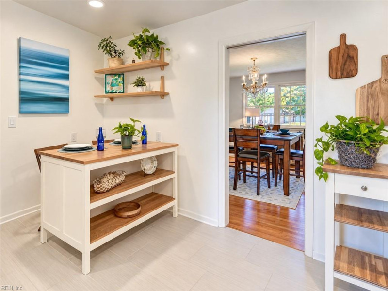 Photo 8 of 38 residential for sale in Norfolk virginia