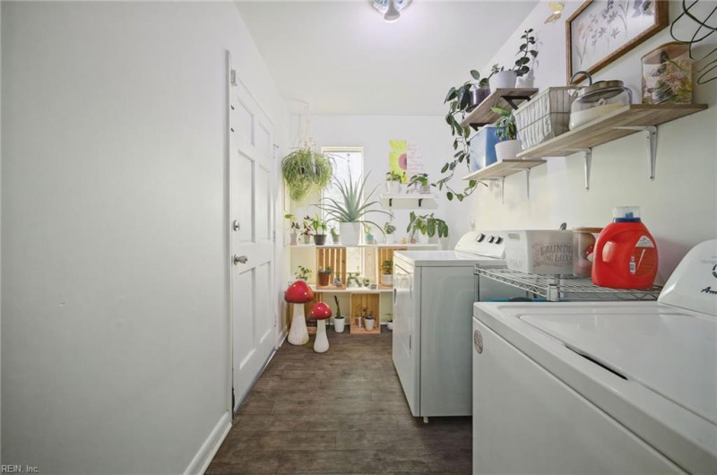 Photo 14 of 44 residential for sale in Portsmouth virginia
