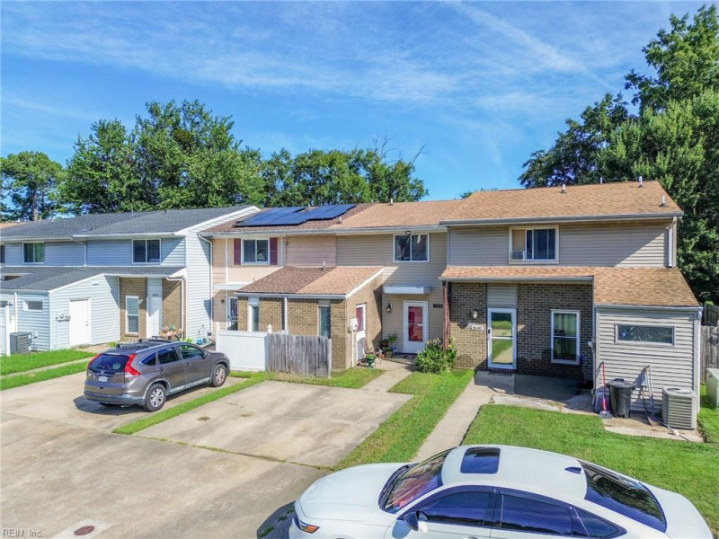 Photo 31 of 44 residential for sale in Portsmouth virginia
