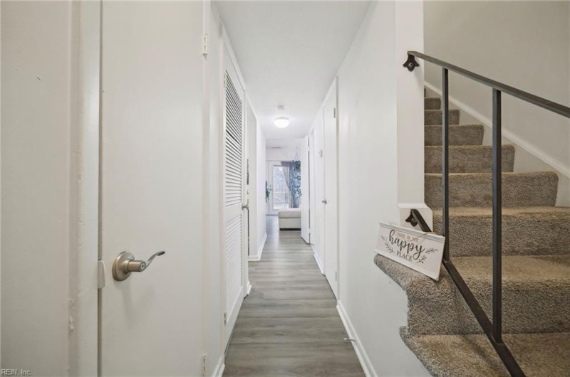 Photo 7 of 44 residential for sale in Portsmouth virginia