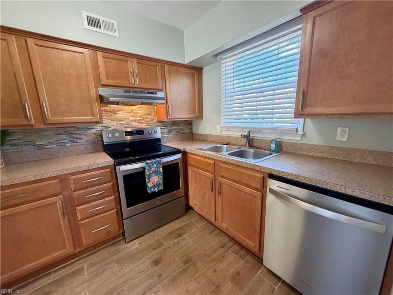 Photo 3 of 22 residential for sale in Virginia Beach virginia Photo 3 of 22 residential for sale in Virginia Beach virginia