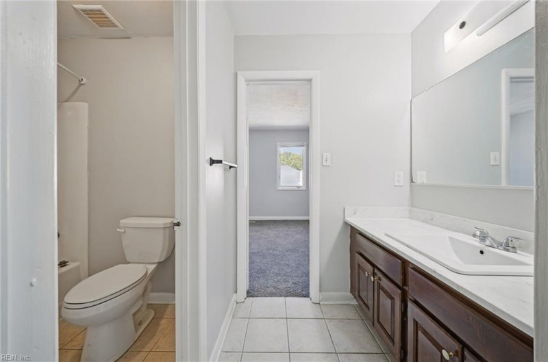 Photo 17 of 48 residential for sale in Chesapeake virginia Photo 17 of 48 residential for sale in Chesapeake virginia