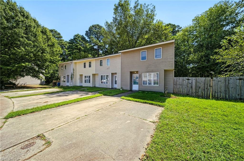 Photo 23 of 48 residential for sale in Chesapeake virginia Photo 23 of 48 residential for sale in Chesapeake virginia