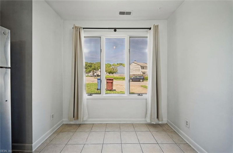 Photo 34 of 48 residential for sale in Chesapeake virginia Photo 34 of 48 residential for sale in Chesapeake virginia