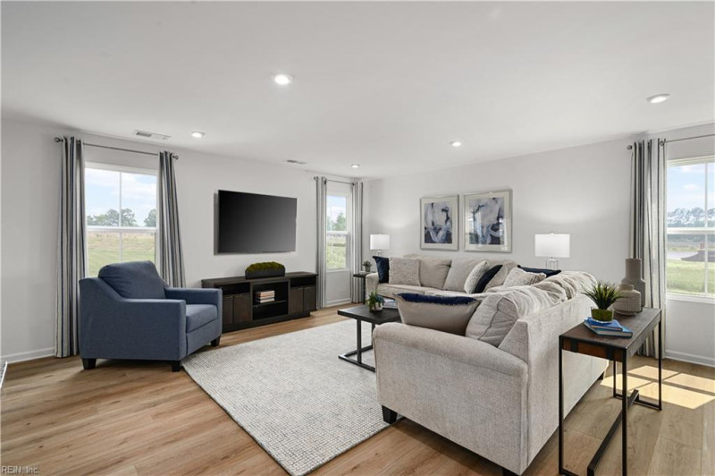 Photo 10 of 16 residential for sale in Portsmouth virginia