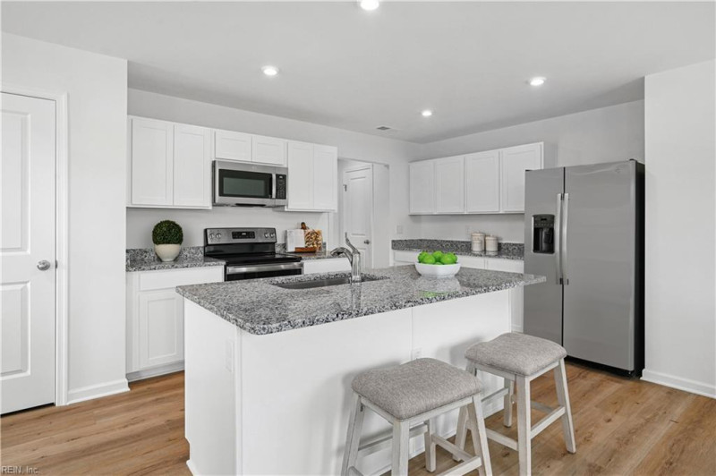 Photo 2 of 16 residential for sale in Portsmouth virginia