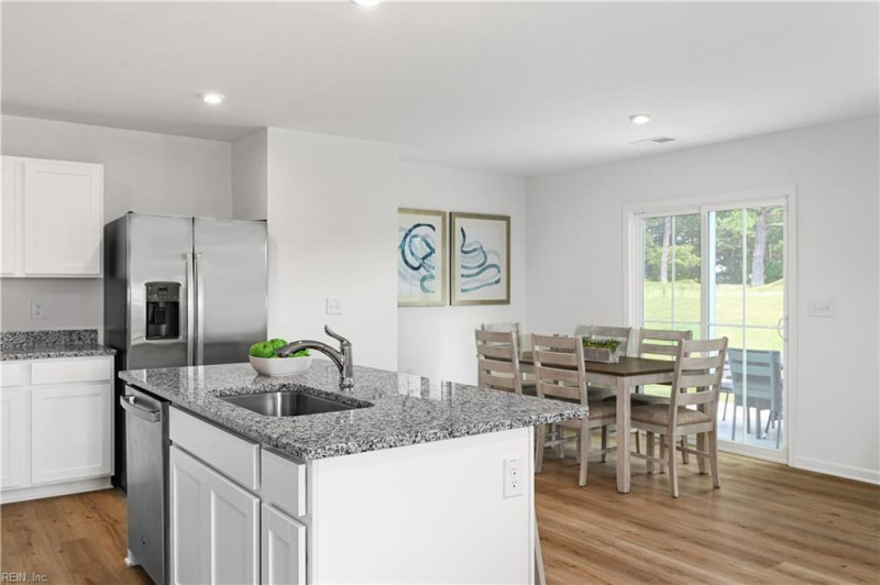 Photo 4 of 16 residential for sale in Portsmouth virginia