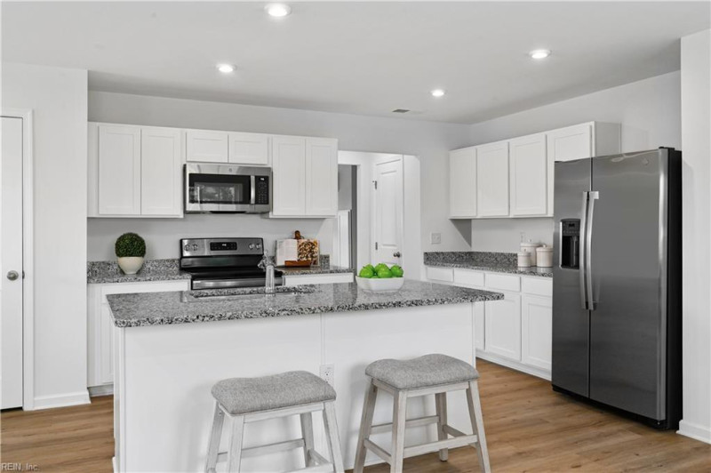 Photo 5 of 16 residential for sale in Portsmouth virginia