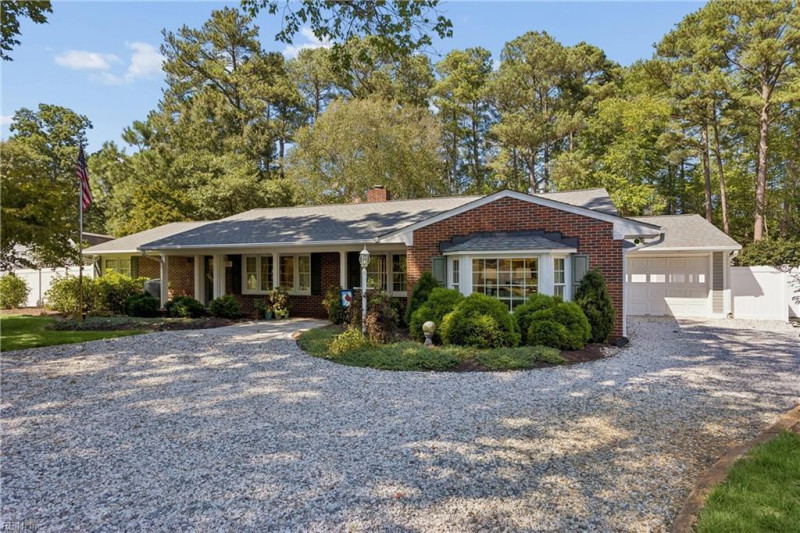 Photo 2 of 50 residential for sale in York County virginia