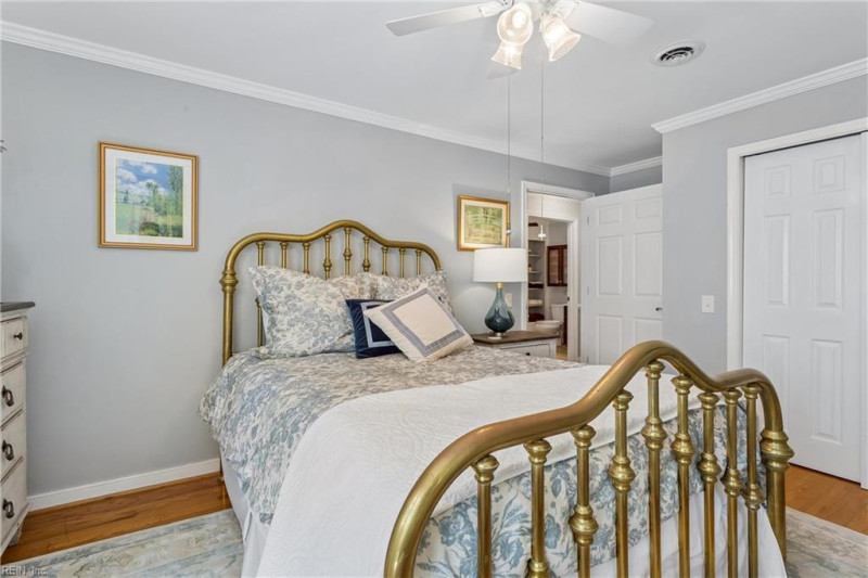 Photo 23 of 50 residential for sale in York County virginia