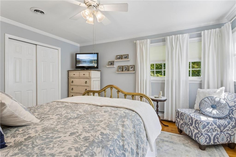Photo 24 of 50 residential for sale in York County virginia