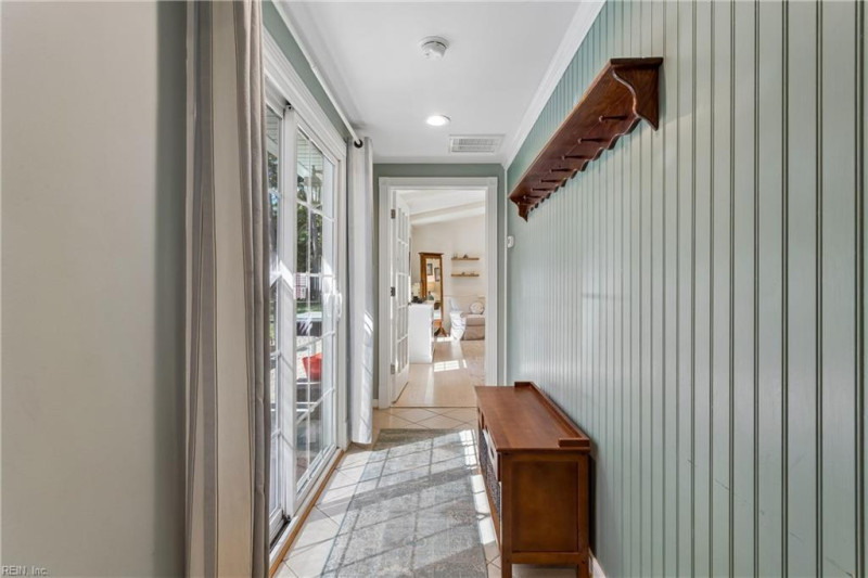 Photo 30 of 50 residential for sale in York County virginia