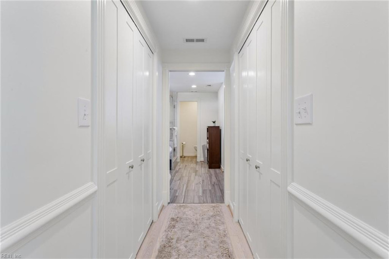 Photo 34 of 50 residential for sale in York County virginia