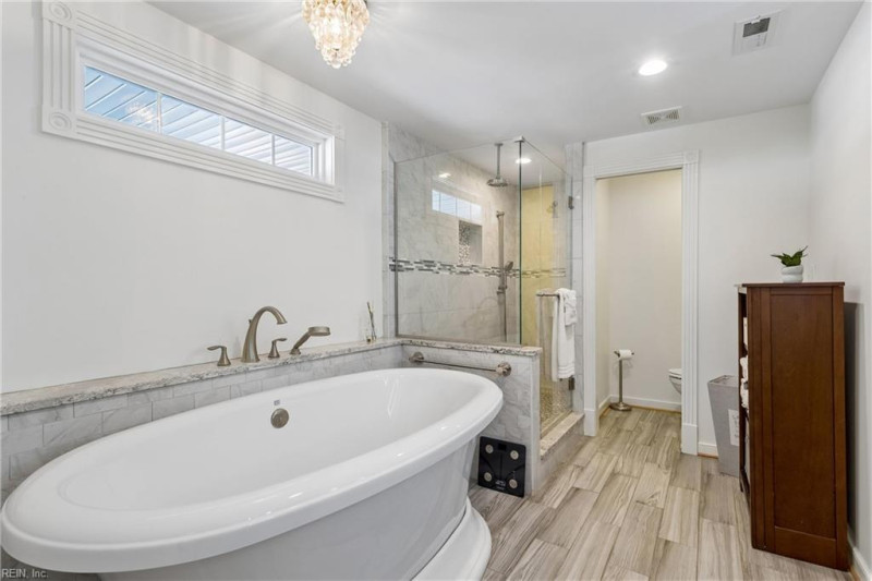 Photo 36 of 50 residential for sale in York County virginia
