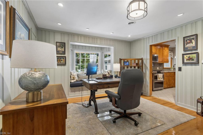 Photo 37 of 50 residential for sale in York County virginia