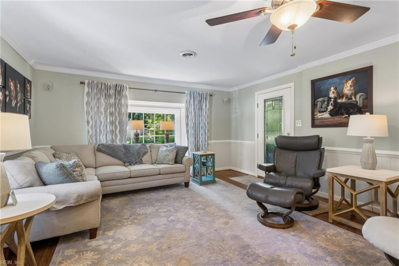 Photo 9 of 50 residential for sale in York County virginia