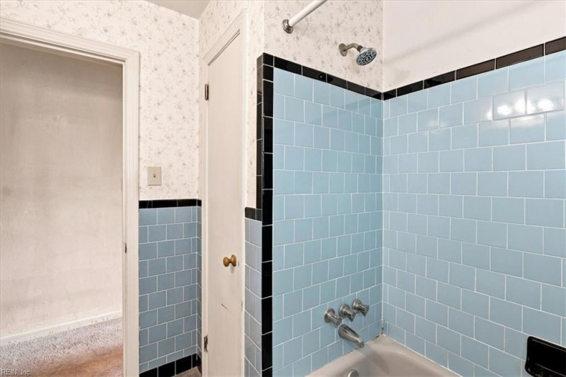 Photo 12 of 25 residential for sale in Norfolk virginia