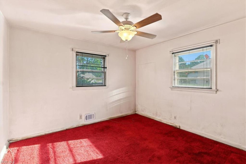 Photo 15 of 25 residential for sale in Norfolk virginia