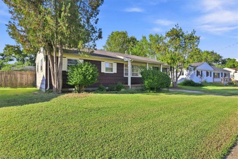 Photo 21 of 25 residential for sale in Norfolk virginia
