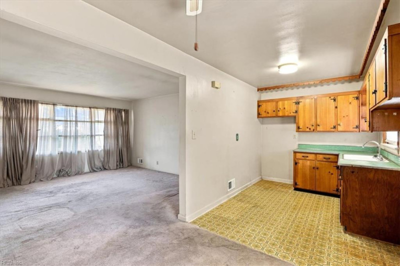 Photo 7 of 25 residential for sale in Norfolk virginia