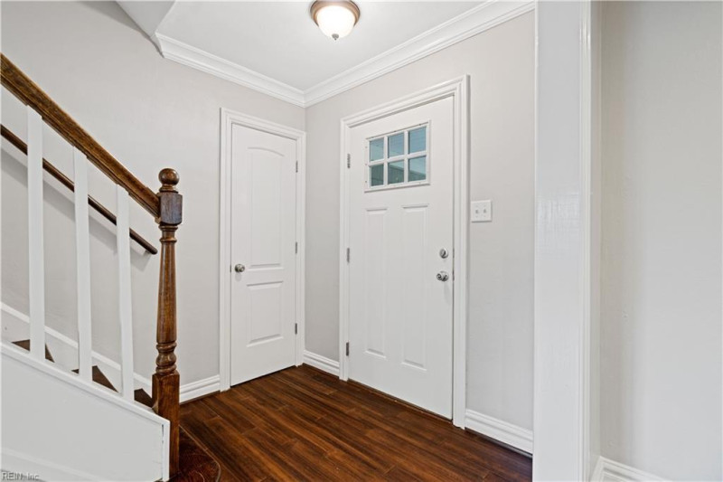 Photo 11 of 41 residential for sale in Virginia Beach virginia