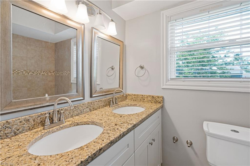 Photo 20 of 41 residential for sale in Virginia Beach virginia