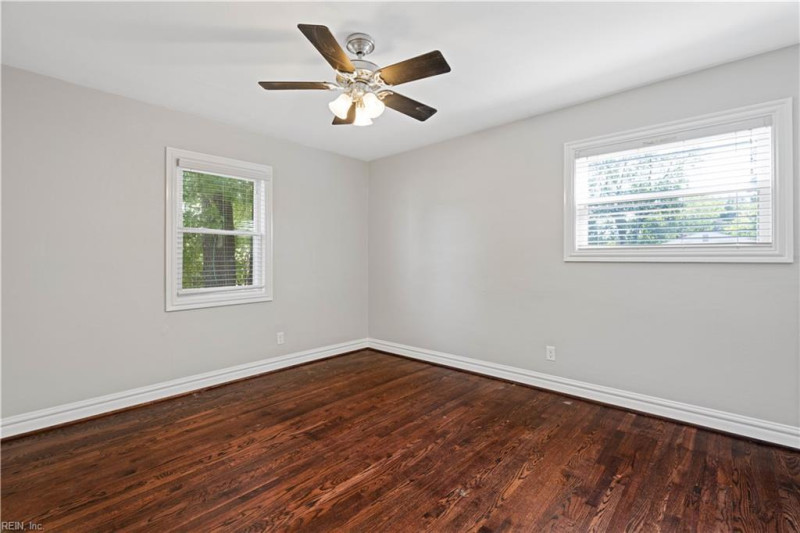 Photo 24 of 41 residential for sale in Virginia Beach virginia