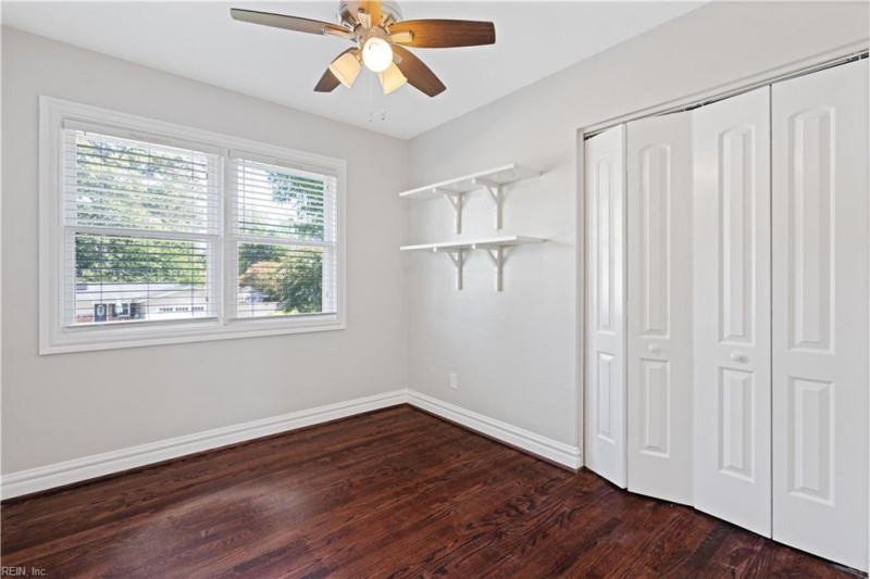 Photo 26 of 41 residential for sale in Virginia Beach virginia