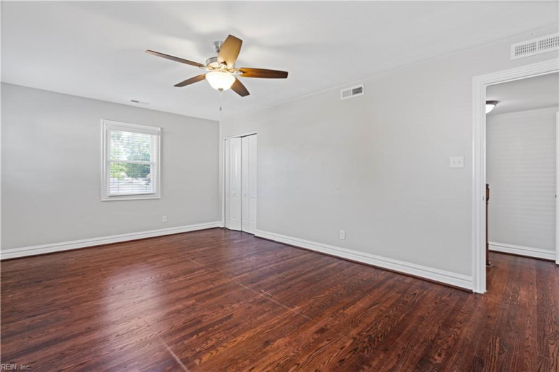 Photo 29 of 41 residential for sale in Virginia Beach virginia