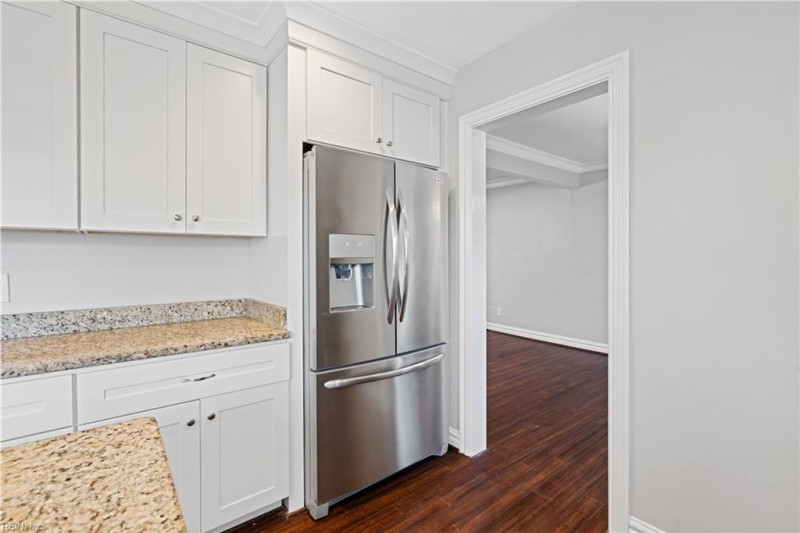 Photo 6 of 41 residential for sale in Virginia Beach virginia